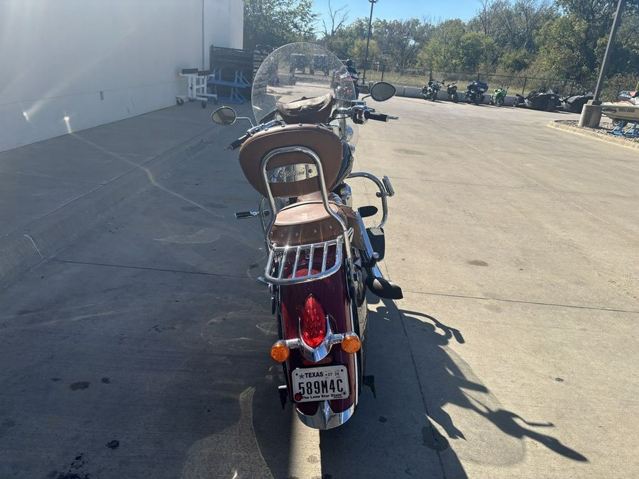 2015 Indian Motorcycle® Chief® Vintage Indian Red / Thunder Black