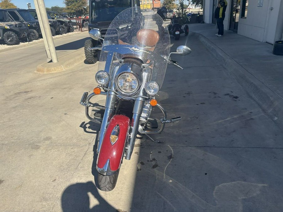 2015 Indian Motorcycle® Chief® Vintage Indian Red / Thunder Black