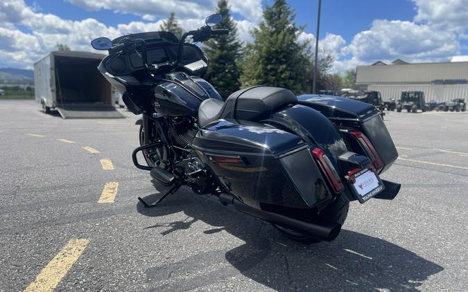 2026 Harley-Davidson Road Glide Vivid Black - Black Finish