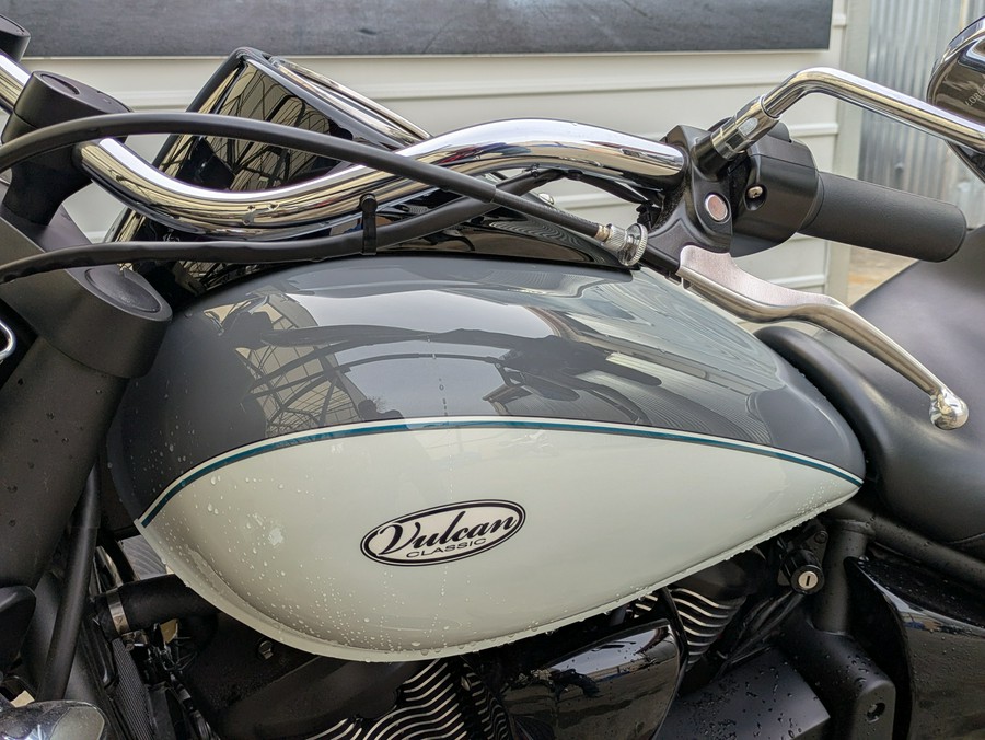 2024 Kawasaki Vulcan 900 Classic