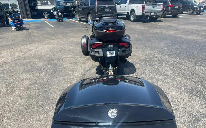 2022 Can-Am Spyder RT Limited