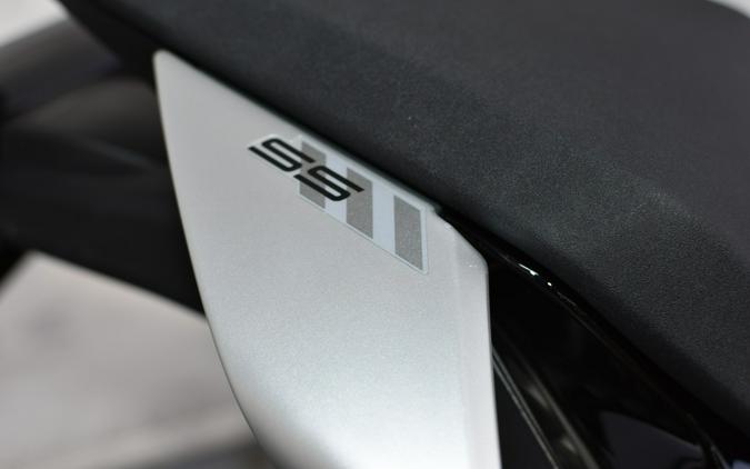 2026 CFMOTO 675 SS