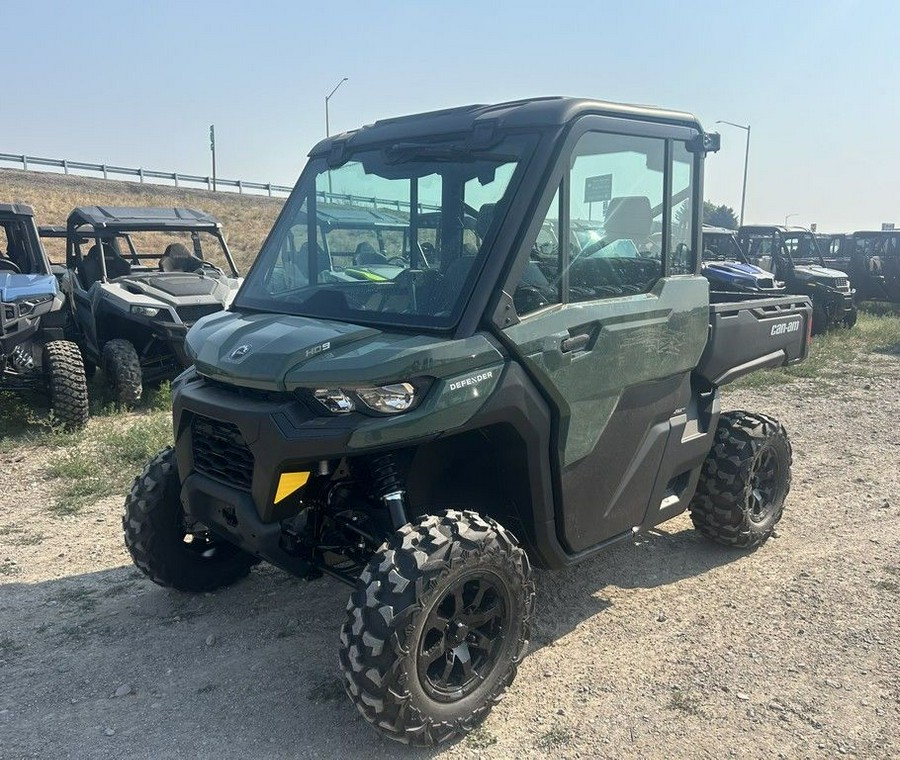 2024 Can-Am® Defender DPS CAB HD9