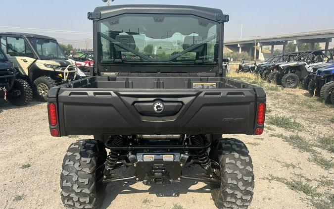 2024 Can-Am® Defender DPS CAB HD9