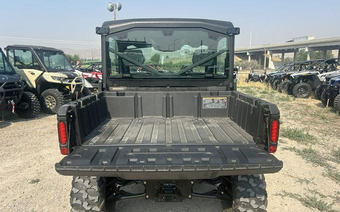 2024 Can-Am® Defender DPS CAB HD9