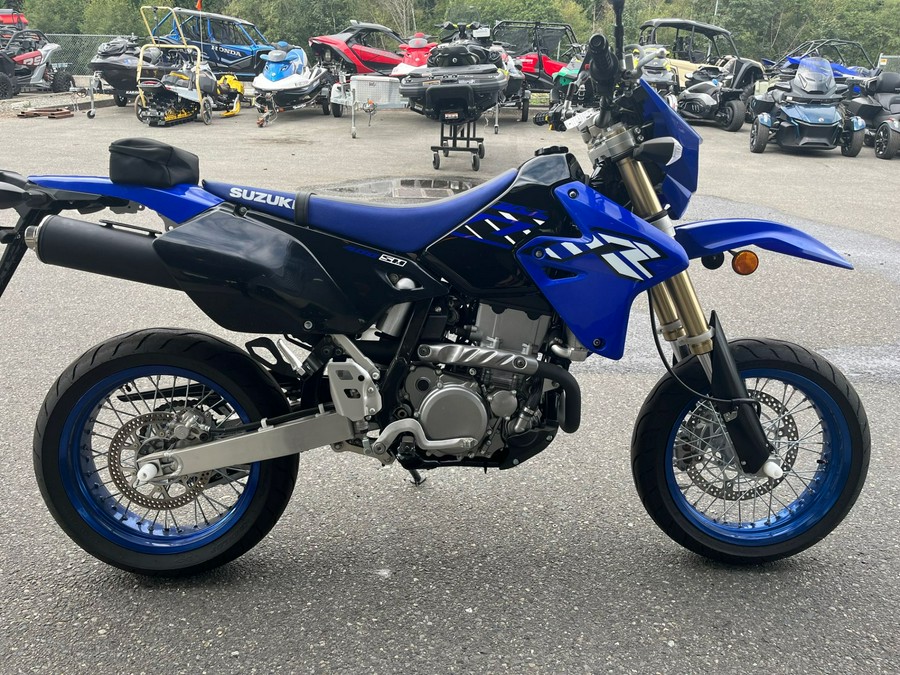 2023 Suzuki DR-Z400SM