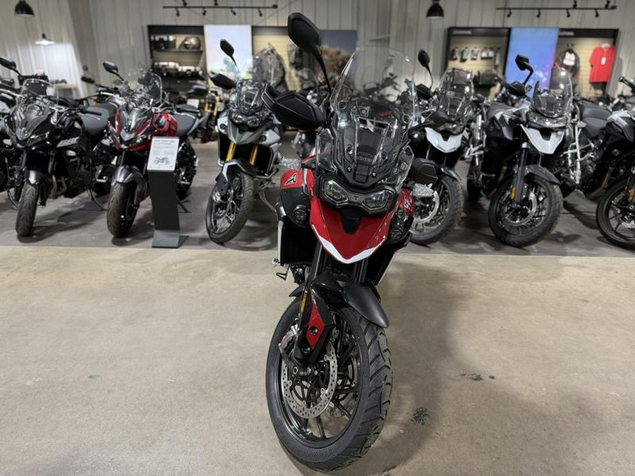 2025 Triumph Tiger 900 GT Pro Carnival Red / Sapphire Black