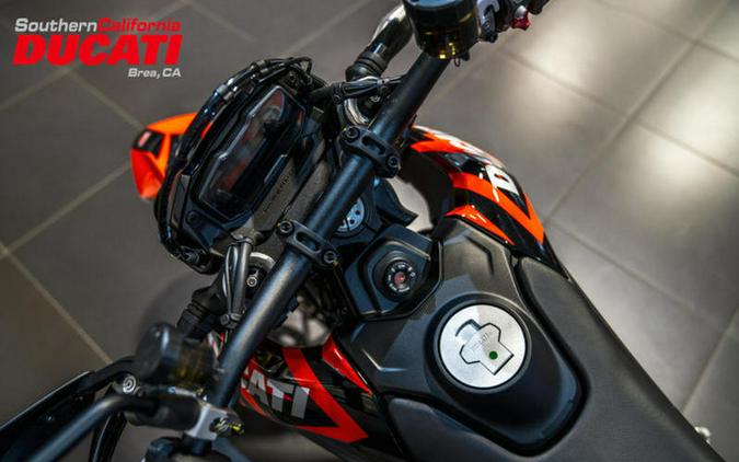 2025 Ducati Hypermotard 698 Mono RVE Graffiti