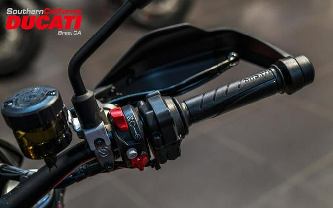 2025 Ducati Hypermotard 698 Mono RVE Graffiti