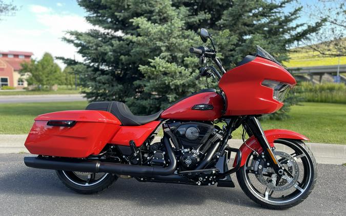 Harley-Davidson Road Glide 2026 FLTRX Blood Orange Black Trim