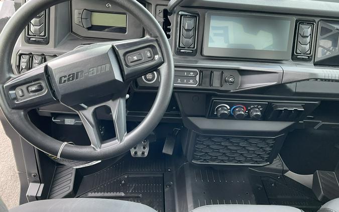 2026 CAN-AM DEFENDER XT CAB HD11 WITH 10.25 in. INFOTAINMENT - 51952B