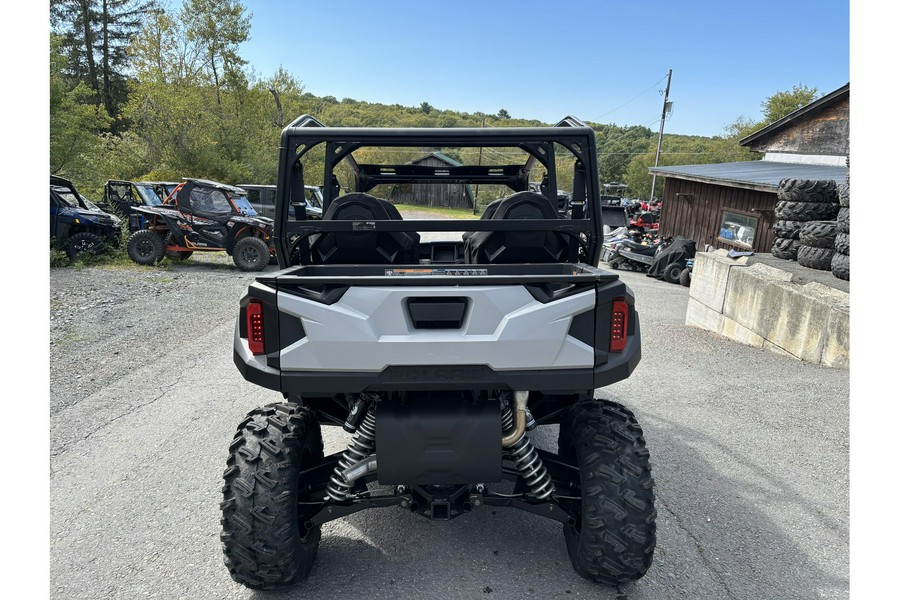 2025 Polaris GENERAL® 4 1000 Sport