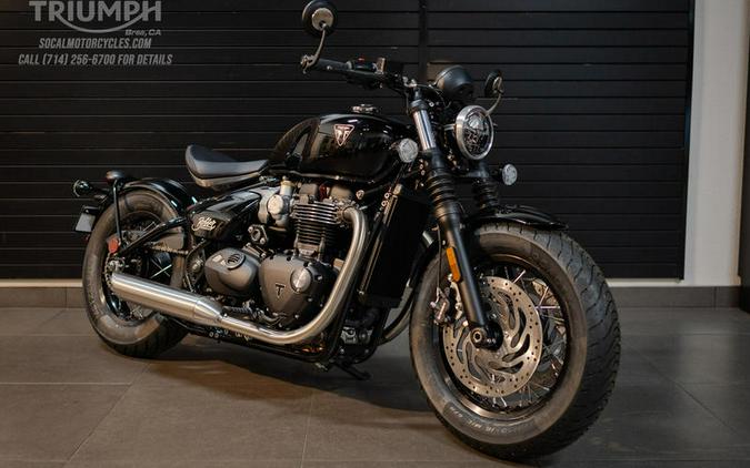2026 Triumph Bonneville Bobber Jet black
