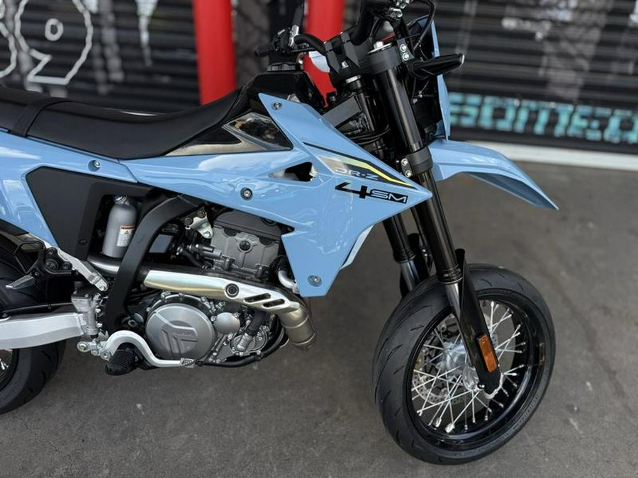 2025 Suzuki DR-Z4SM