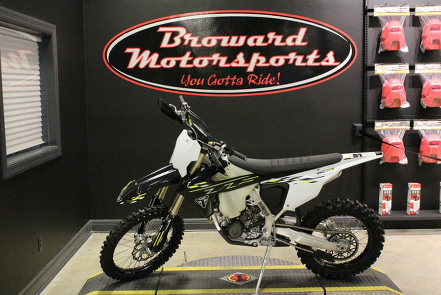 2026 Triumph TF 450-C