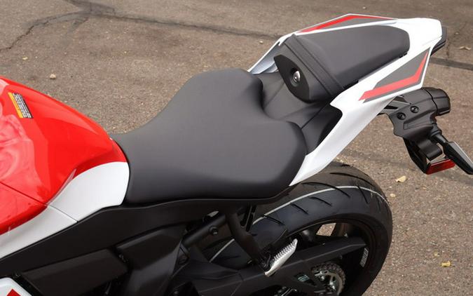 2026 Yamaha YZF R7 70Th Anniversary Edition
