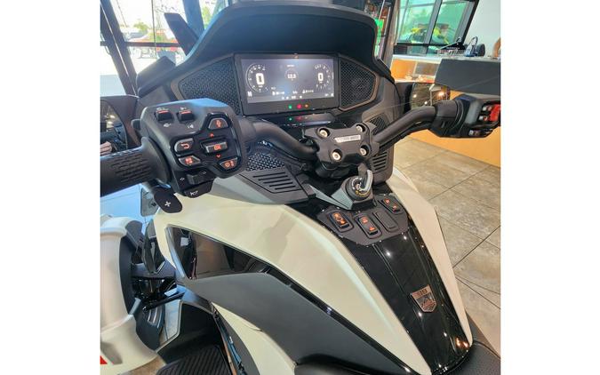 2024 Can-Am Spyder RT Sea-To-Sky