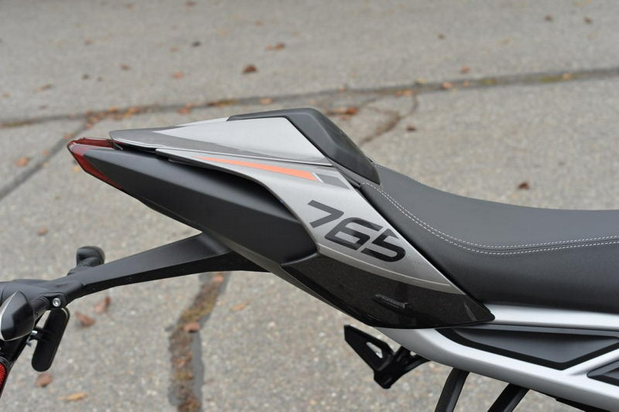 2025 Triumph Street Triple 765 RS Silver Ice