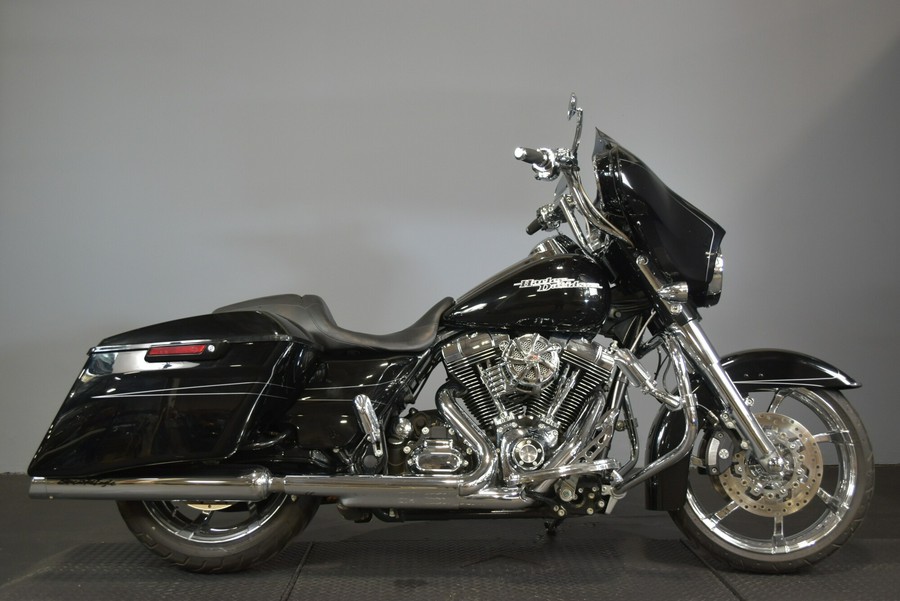 2016 Harley-Davidson Street Glide Special Vivid Black