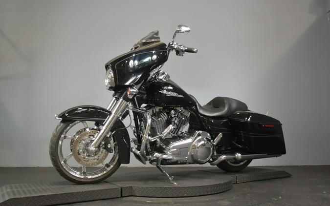 2016 Harley-Davidson Street Glide Special Vivid Black