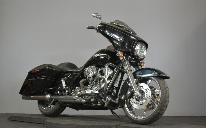 2016 Harley-Davidson Street Glide Special FLHXS