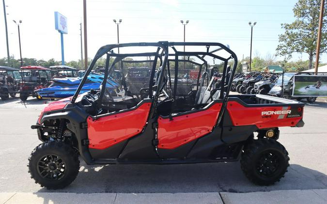 2024 Honda Pioneer 1000-6 Crew Deluxe