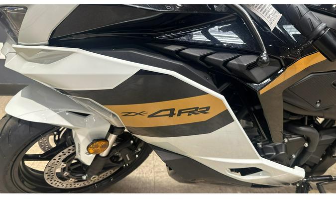 2026 Kawasaki Ninja® ZX™-4RR ABS