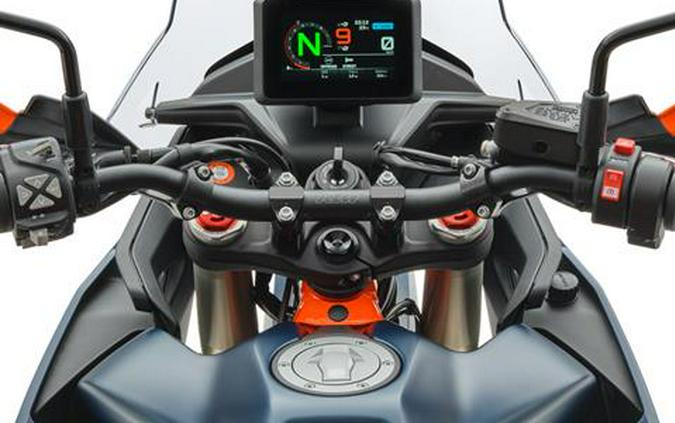 2027 KTM 890 Adventure R Rally