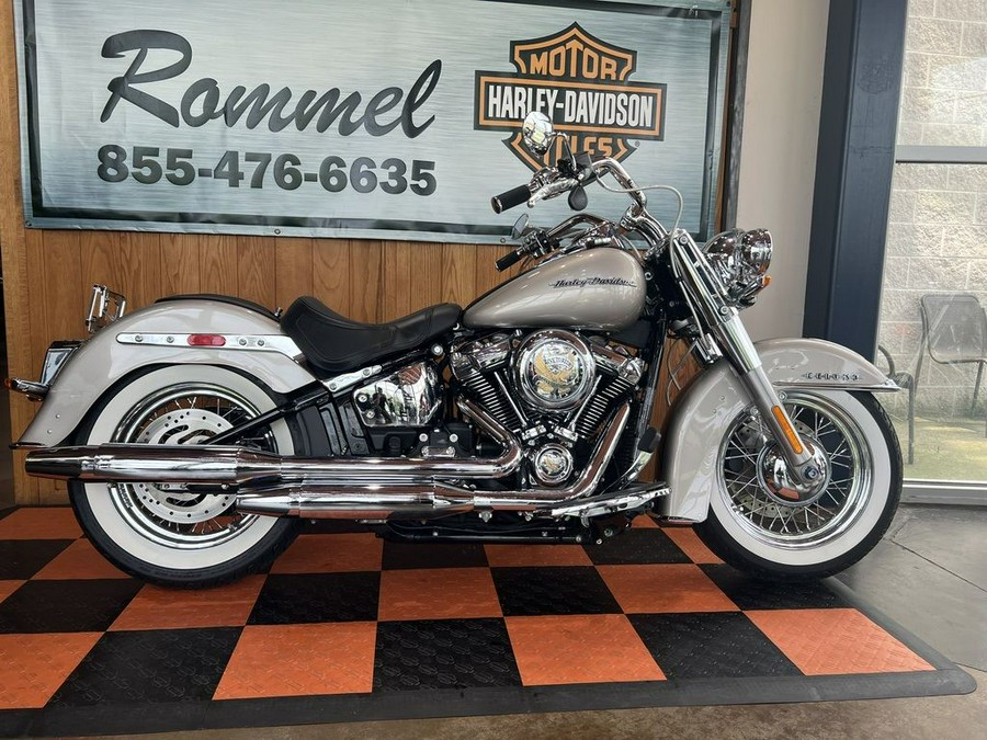 2018 Harley-Davidson Softail® Deluxe