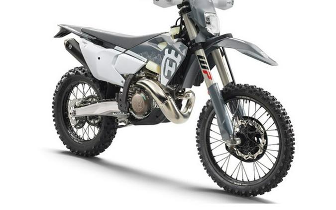 2024 Husqvarna TE 300 Pro First Look [9 Fast Facts]