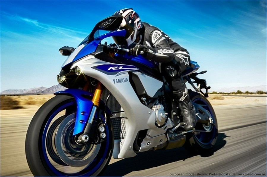 2015 Yamaha YZF-R1