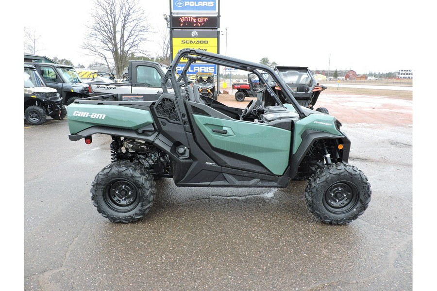 2025 Can-Am Commander DPS 700