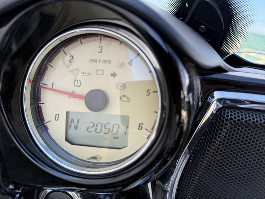 2017 Indian Roadmaster Thunder Black