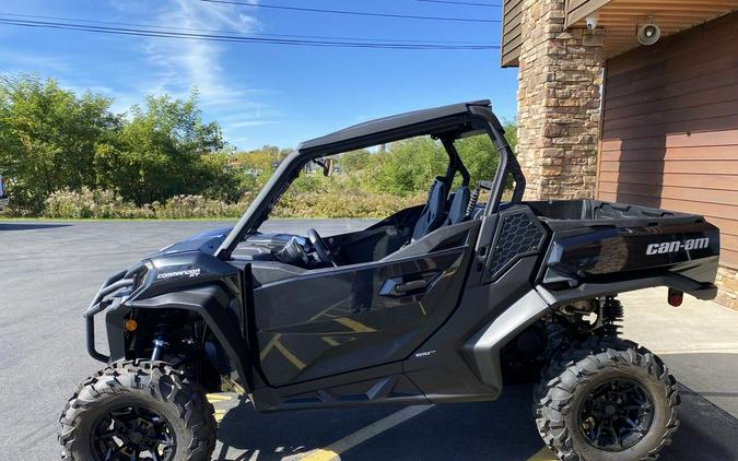 2026 Can-Am® Commander XT 700