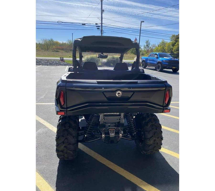 2026 Can-Am® Commander XT 700