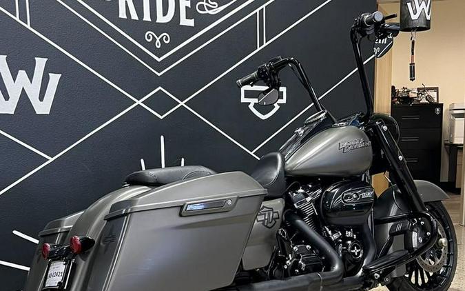 2018 Harley-Davidson® FLHRXS - Road King® Special