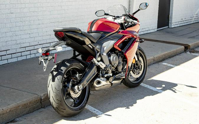 2025 Triumph Daytona 660 Carnival Red/Sapphire Black