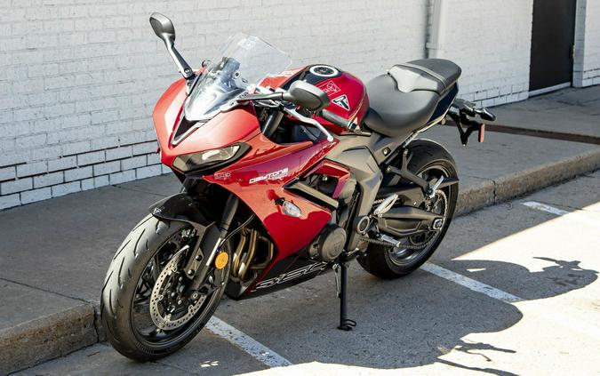 2025 Triumph Daytona 660 Carnival Red/Sapphire Black