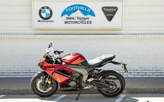 2025 Triumph Daytona 660 Carnival Red/Sapphire Black