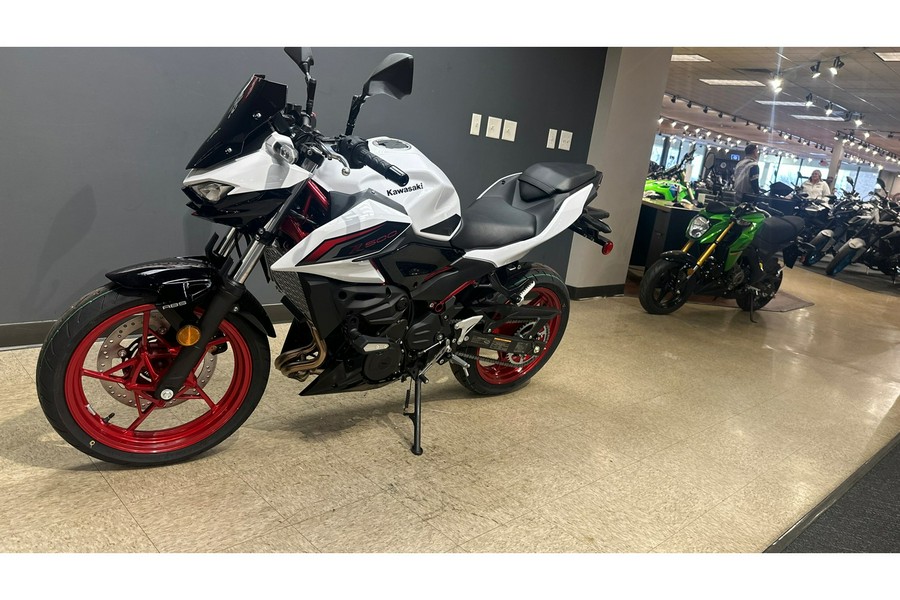 2026 Kawasaki Z500 SE ABS