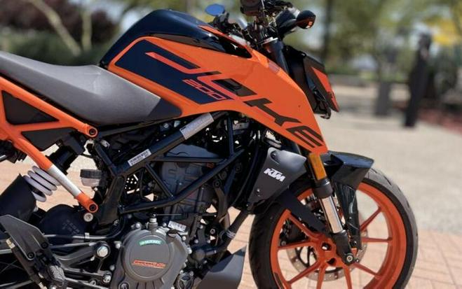 2022 KTM 200 Duke