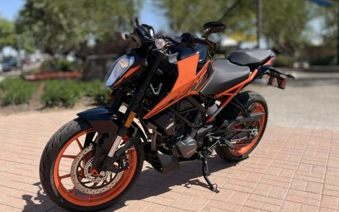 2022 KTM 200 Duke