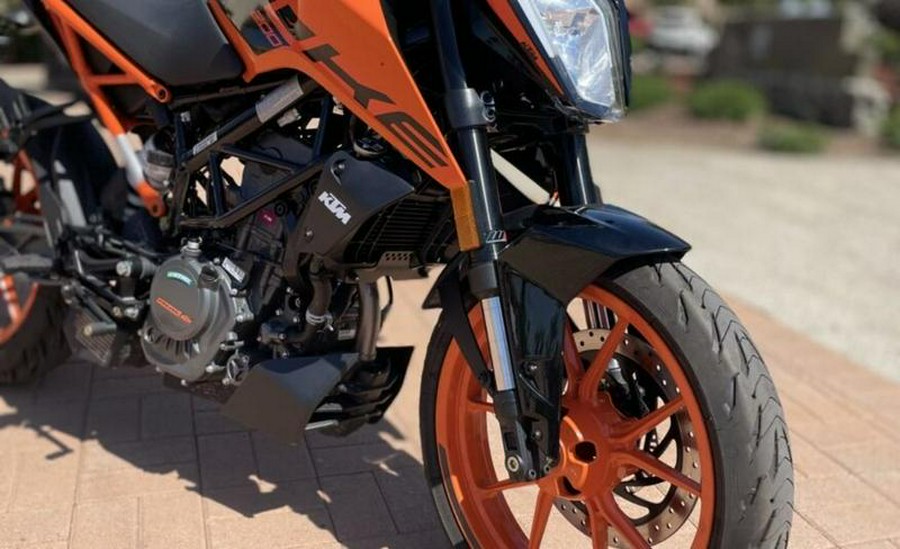 2022 KTM 200 Duke