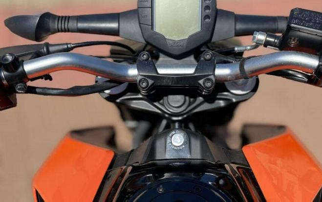 2022 KTM 200 Duke