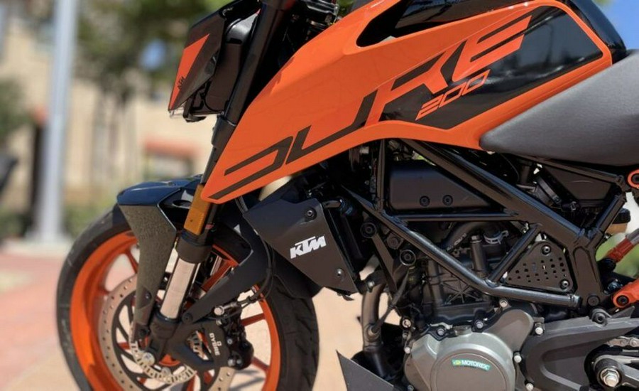 2022 KTM 200 Duke