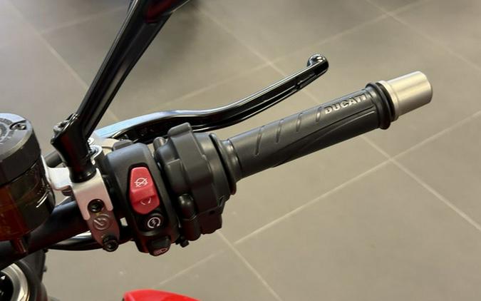 2026 Ducati Streetfighter V2 V2 Ducati Red