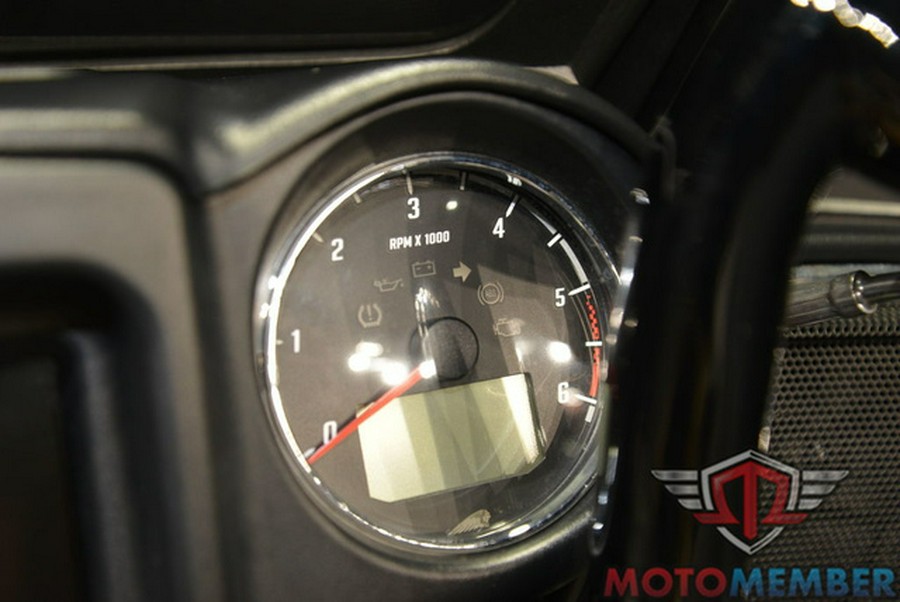 2020 Indian Chieftain Titanium Smoke