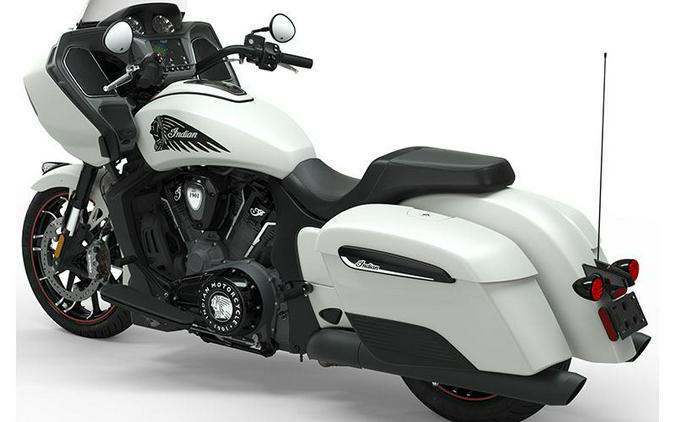 2021 Indian Motorcycle Challenger® Dark Horse®