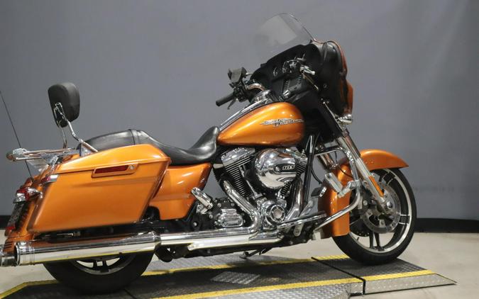 2014 Harley-Davidson Street Glide Amber Whiskey
