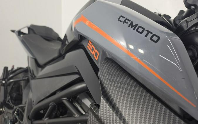 2022 CFMOTO 300 NK